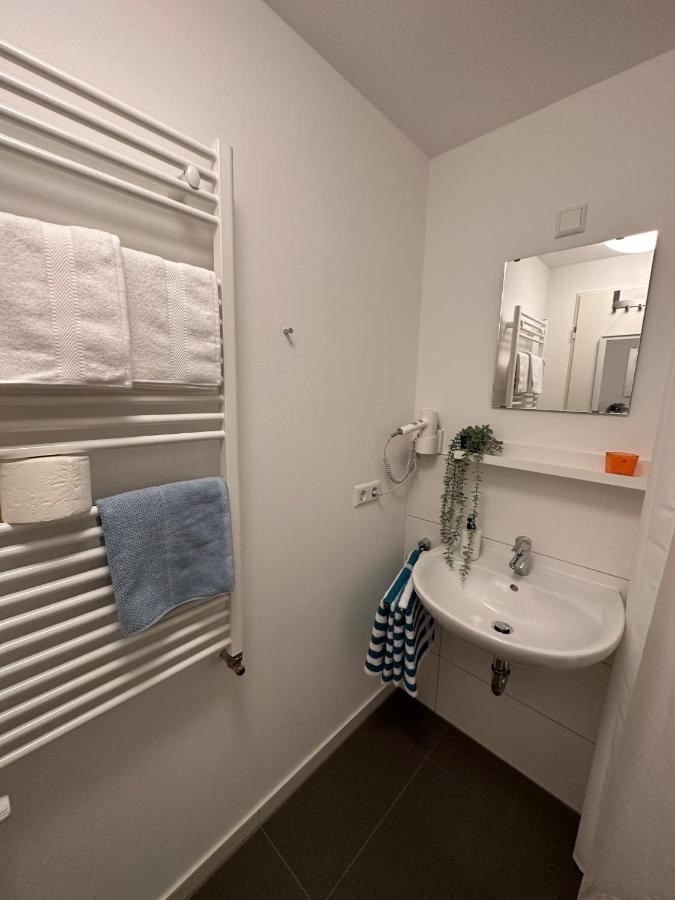 Stilvolles Und Modernes Appartement Mit Sonnigem Balkon In Flughafen- Und Messenaehe 31 Leinfelden-Echterdingen Zewnętrze zdjęcie